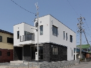 柏原の家　南から.jpg